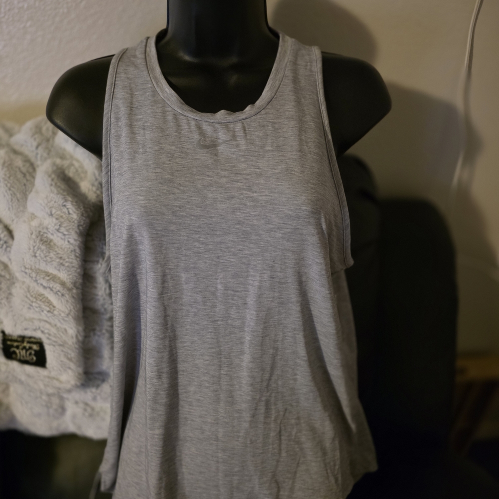 Nike Gray Sleeveless Women's Top